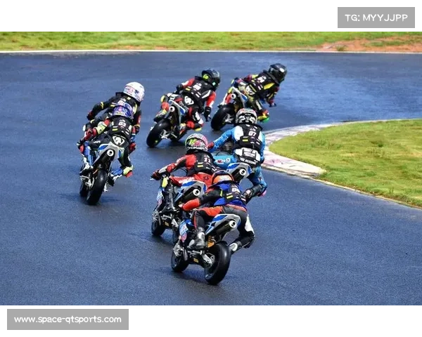 亚洲摩联修订赛事安全标准,强制要求车手穿戴新型护具参赛